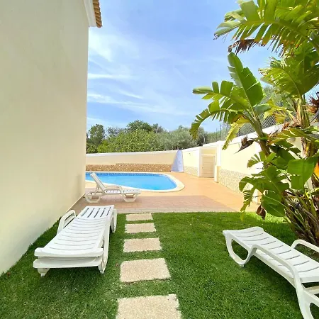 By Homing Apartament Ferreiras